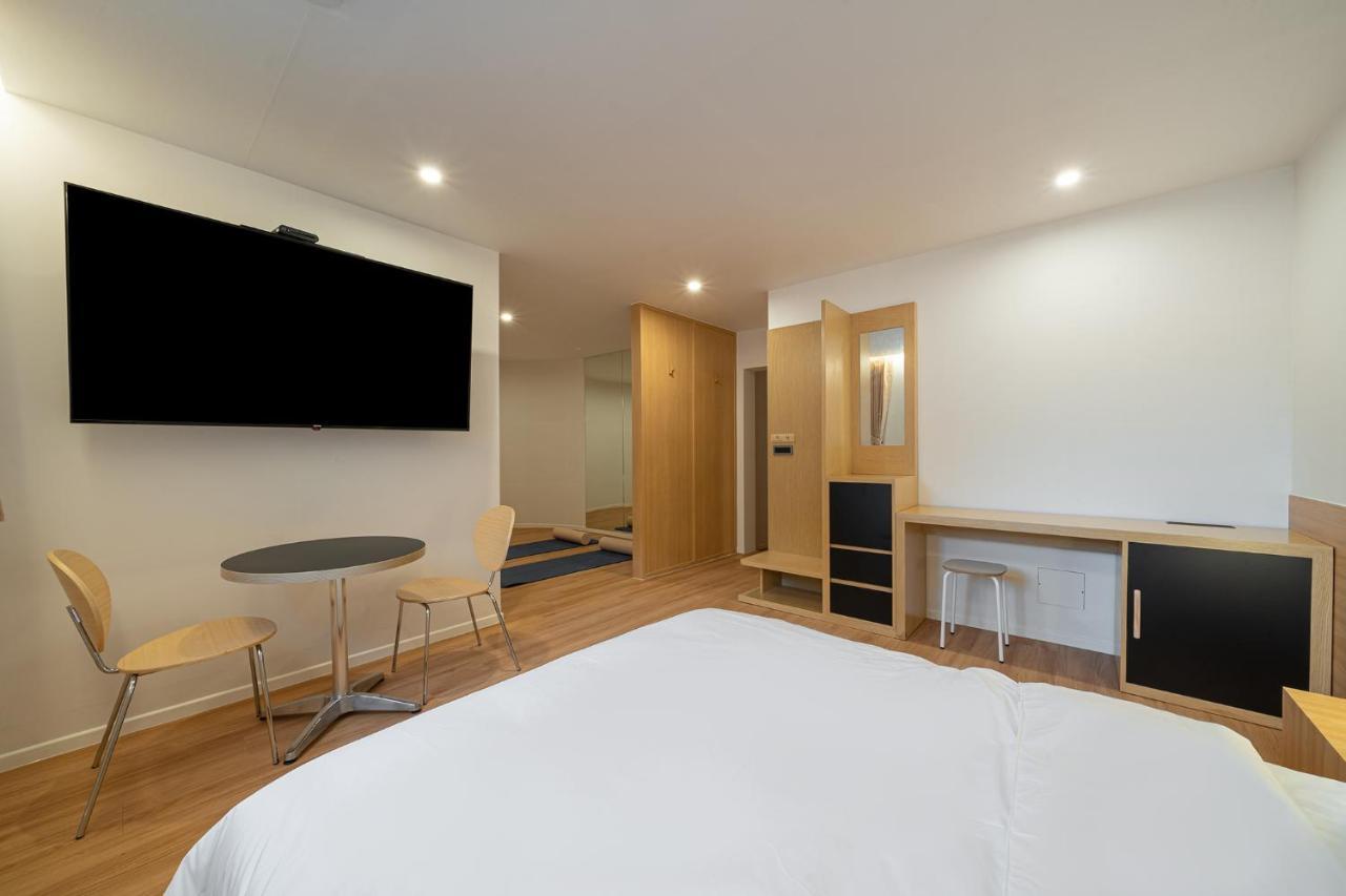 Aank Hotel Daejeon Yongjeon 2Nd Екстериор снимка